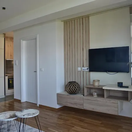 Lavista * 雅戈丁那