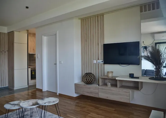 Lavista * ヤゴディナ