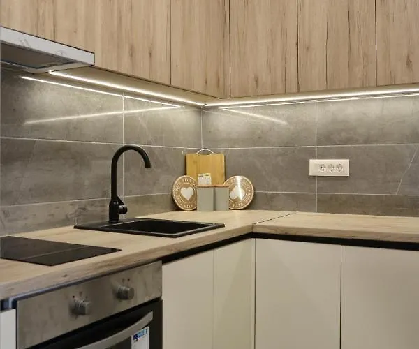 Lavista ヤゴディナ